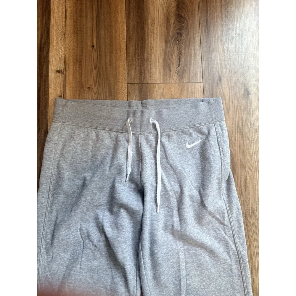 Nike Sweatpants Women's Medium Straight Leg Gray Tall Girl Friendly